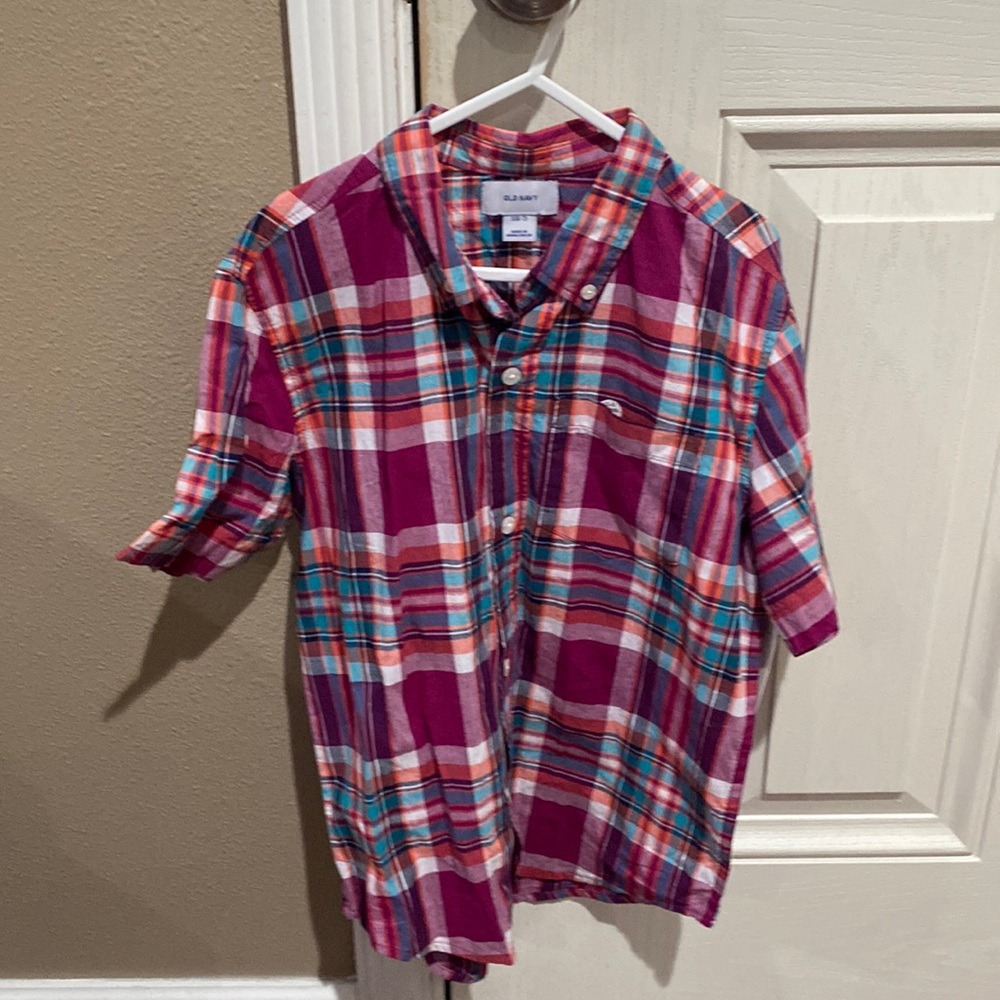 Nwt old navy short sleeve shirt size S 6-7